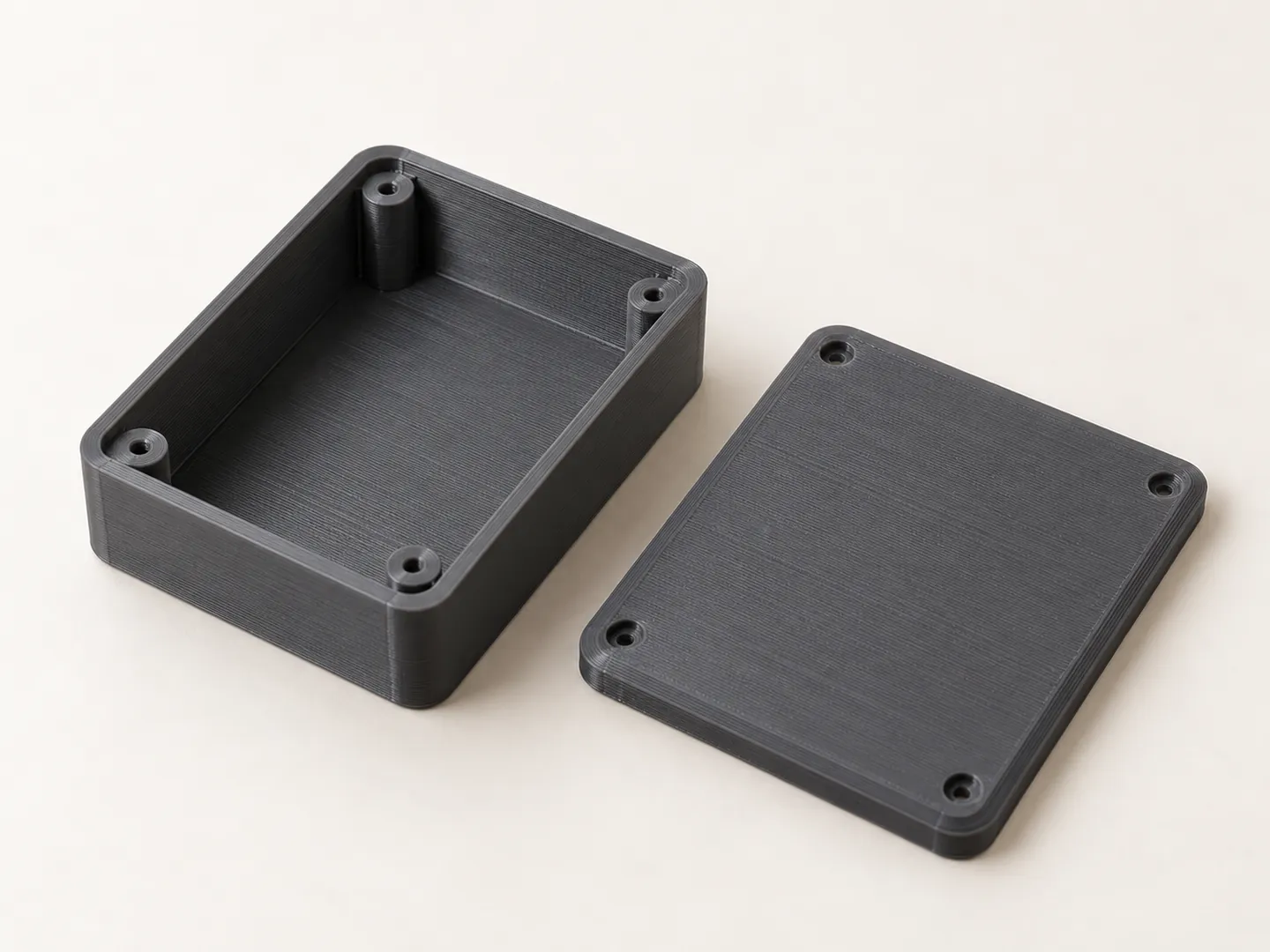 Carcasa funcional impresa en PETG